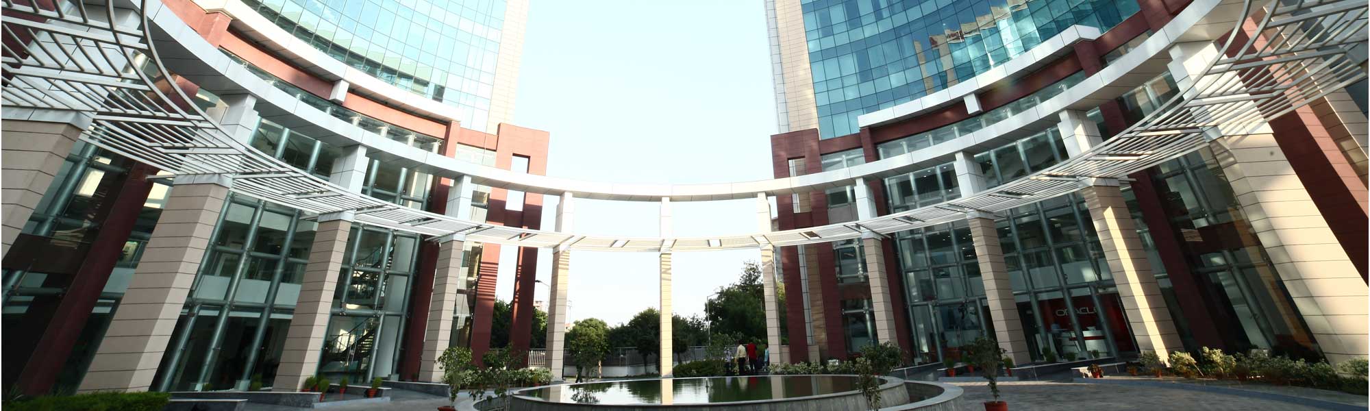 real estate company in noida
